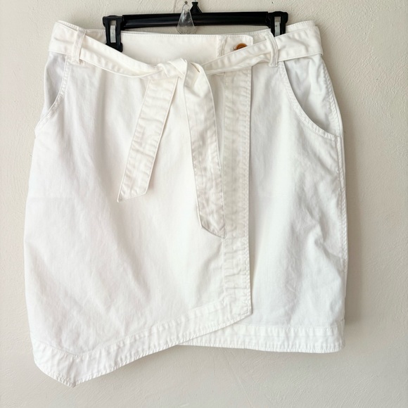 Anthropologie Pilcro Cream Off White Asymmetrical Chino Skirt - Picture 1 of 7